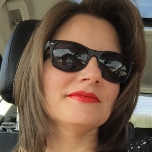 Meet your Posher, Cyndi